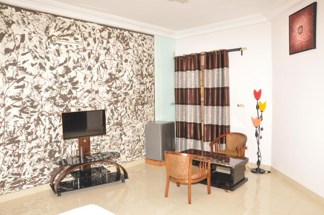 Diamond Hotel Cotonou Exteriör bild