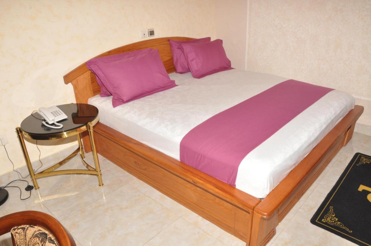 Diamond Hotel Cotonou Exteriör bild